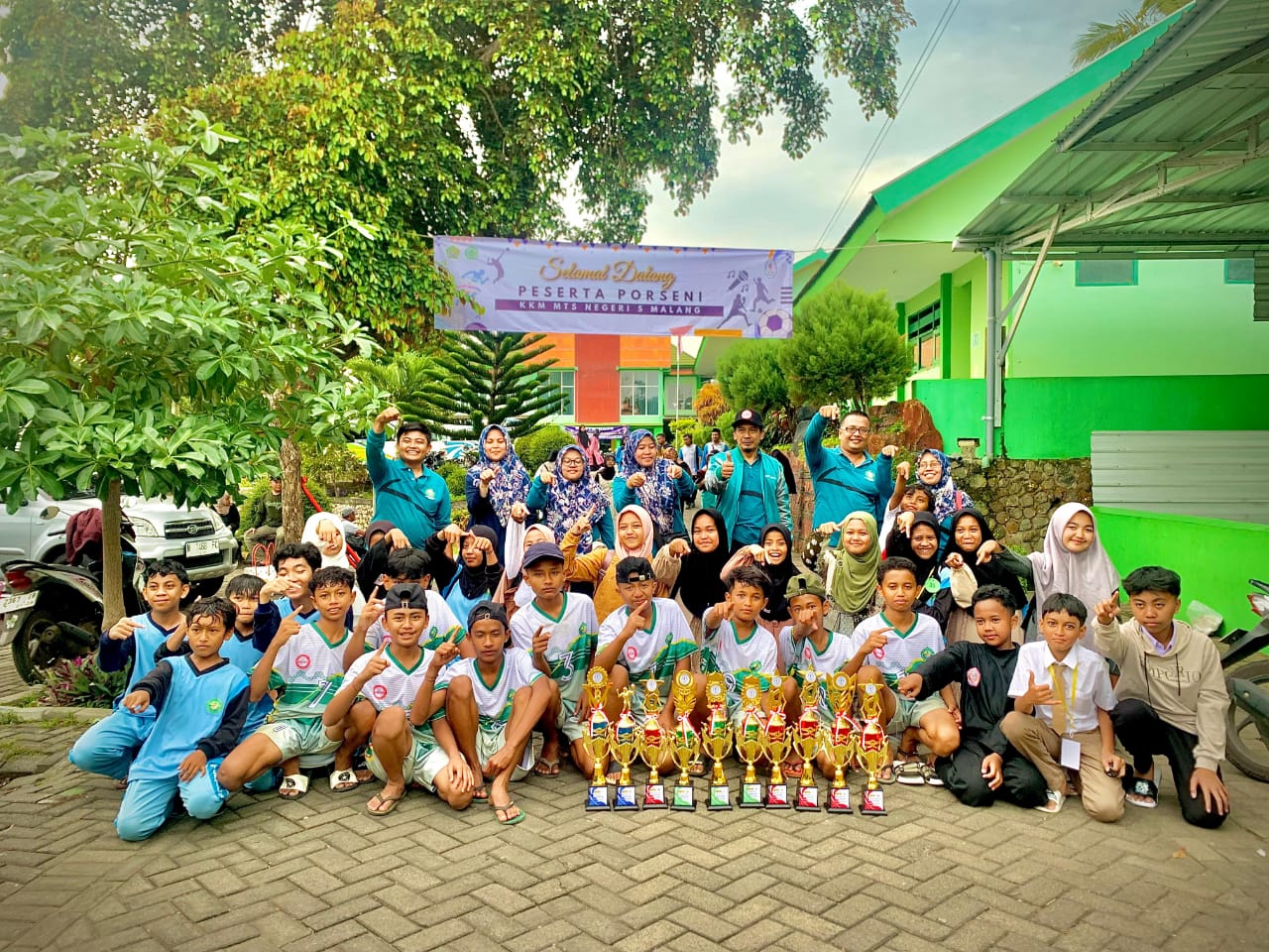Mahasiswa 1